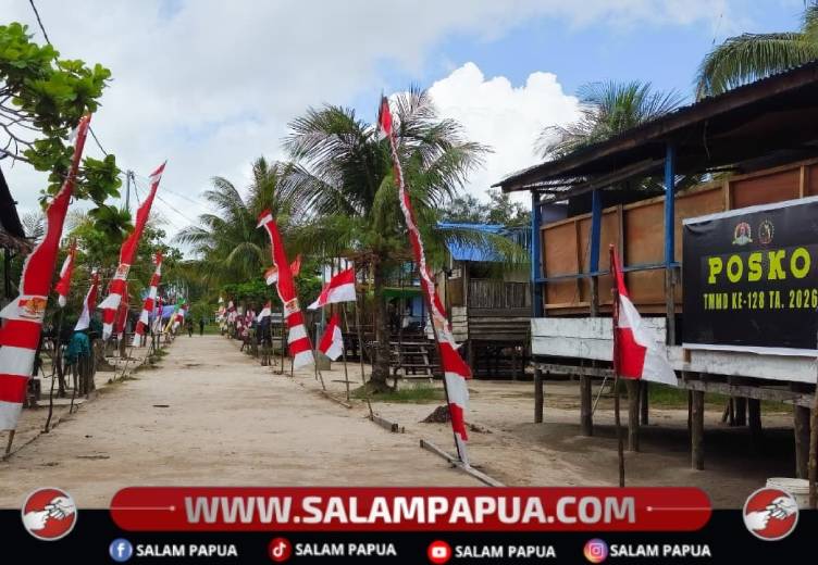 Satgas TMMD Dan Warga Percantik Kampung Keakwa, Pasang Umbul-Umbul Sambut Tim Wasev
