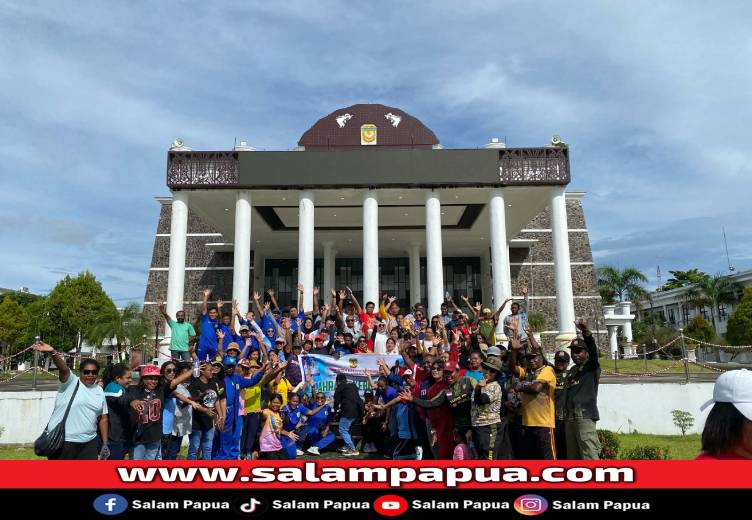 Tingkatkan Produktivitas, Pegawai Lingkup Pemkab Mimika Lakukan Olahraga Kebugaran