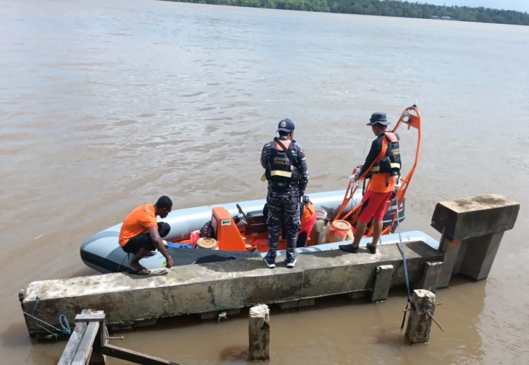 SPEED BOAT DARI TIMIKA TUJUAN ASMAT HILANG KONTAK