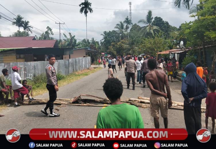 Dipicu Isu Penculikan Anak Di Medsos, Warga Sempat Palang Jalan Di Logpon Mioko