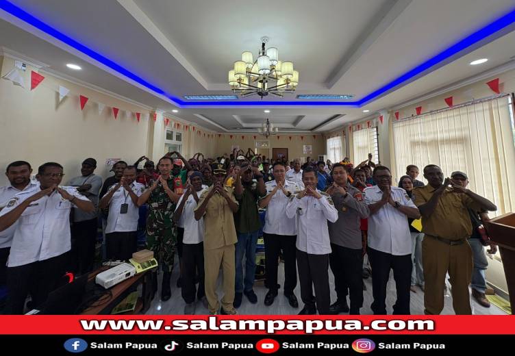 Bapenda Mimika Sosialisasikan Kebijakan Pajak Daerah Di Distrik Mimika Timur