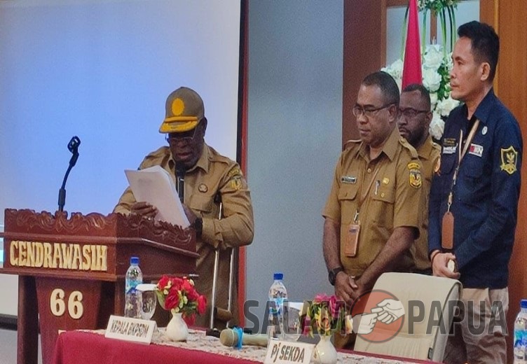 TINGKATKAN PELAYANAN, BKPSDM MIMIKA GELAR PELATIHAN APLIKASI SIASN DAN LAUNCHING WEBSITE BARU